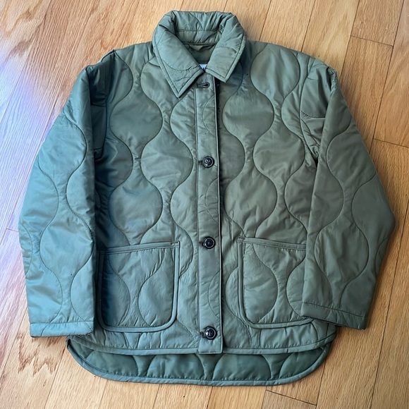 Water-Resistant Quilted Button-Front Jacket - Picture 2 of 5